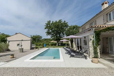 Ferienhaus mit Klimaanlage und Pool