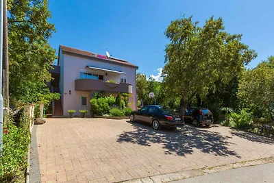 Ferienwohnung mit Terrasse und Aussenpool
