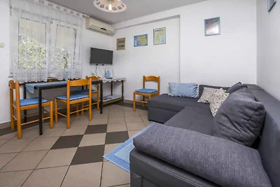 Appartamento Vacanza con famiglia Lokva Rogoznica