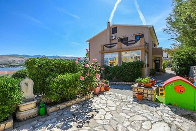 Ferienwohnung mit Terrasse und Klimaanlage