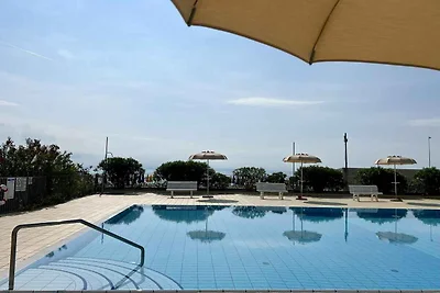 Ferienwohnung mit Balkon, Internet und Pool