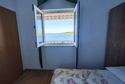 Ferienwohnung mit Meerblick 50 m vom Strand
