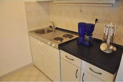 Ferienwohnung mit Pool und Meerblick