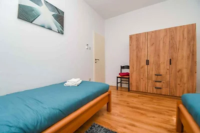 Ferienwohnung mit Klimaanlage und Terrasse