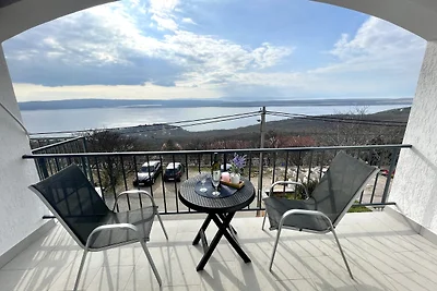Ferienwohnung mit Terrasse und Klimaanlage