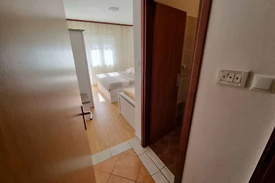 Ferienwohnung mit Balkon und Klimaanlage
