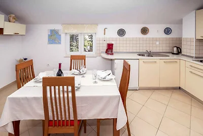 Ferienwohnung mit Balkon und Klimaanlage