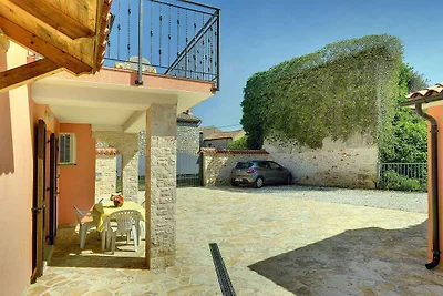 Ferienwohnung mit privatem Balkon und Garten 