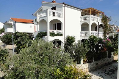Ferienwohnung mit Terrasse und Meerblick