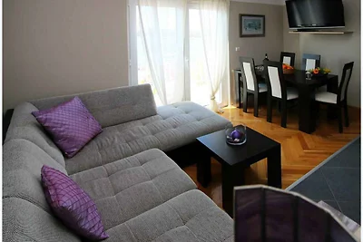Ferienwohnung mit Terrasse und Klimaanlage