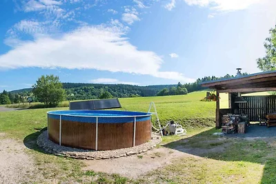 Ferienhaus mit Aussenpool und Pergola