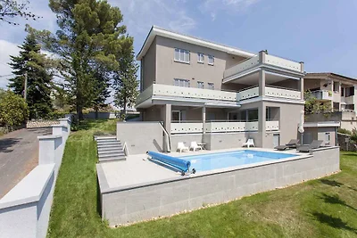 Ferienwohnung mit Klimaanlage und Pool