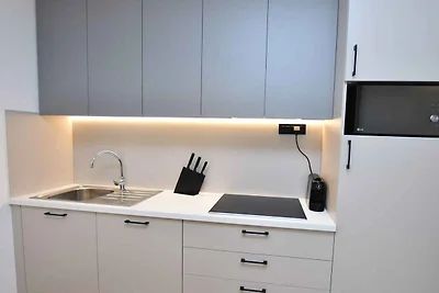 Ferienwohnung mit Klimaanlage und Balkon in d