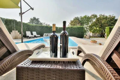 Villa mit Privatpool