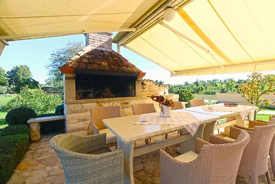 Ferienhaus mit Klimaanlage und Pool