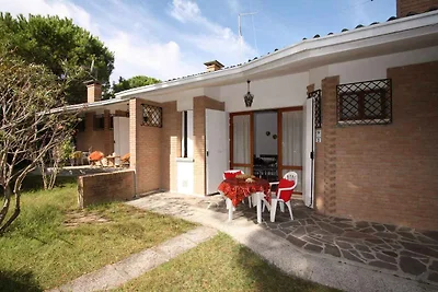 Ferienwohnung mit Garten und Klimaanlage