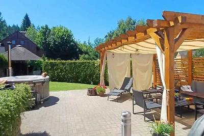 Ferienwohnung mit Whirlpool und WLAN