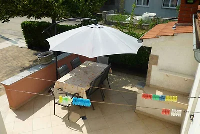 Ferienwohnung mit Klimaanlage und Balkon
