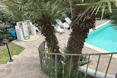 Ferienhaus mit privatem Pool und Meerblick