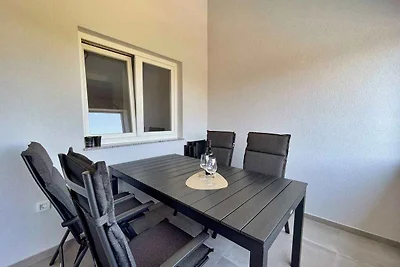 Ferienwohnung mit Klimaanlage und Meerblick