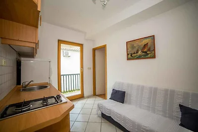 Studio-Apartment in Srima in der Nähe von Vod