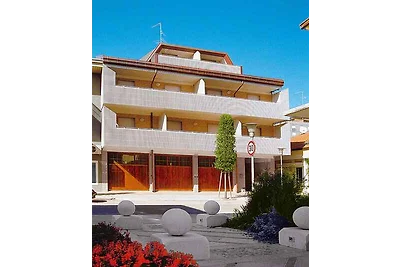 Ferienwohnung mit Klimaanlage und Balkon