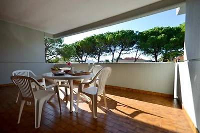 Ferienwohnung mit Klimaanlage und Balkon