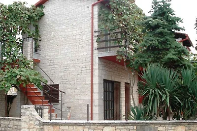 Einfach eingerichtete Wohnung in Krnica