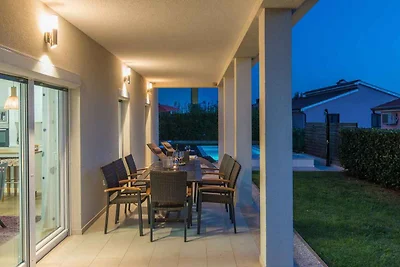 Villa mit Privatpool