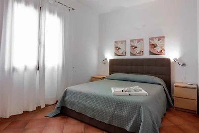 Ferienwohnung mit Aussenpool und Klimaanlage