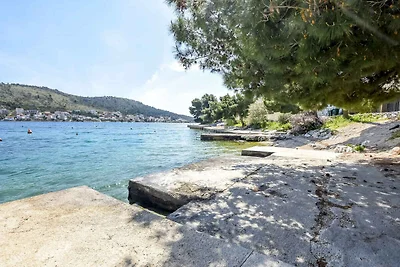 Appartamento Vacanza con famiglia Lokva Rogoznica