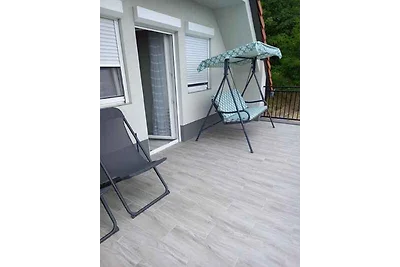 Ferienhaus mit Ausblick und Pool