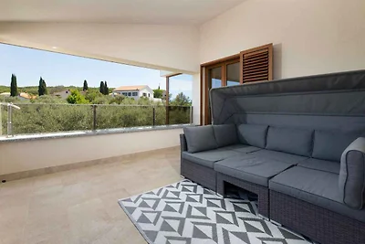 Villa Luxusvilla mit Pool