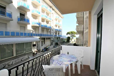 Ferienwohnung direkt am Strand mit Pool