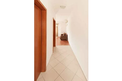 Ferienwohnung mit Klimaanlage, Terrasse und M