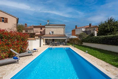 Finca mit Pool und Garten, Haustiere