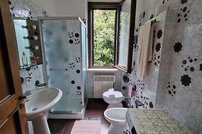 Ferienwohnung mit Pool und Garten