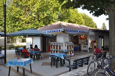 Mobilehome mit vier Pools und Terrasse
