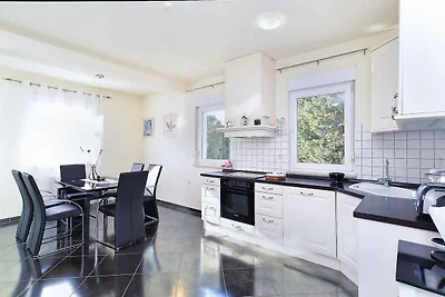 Ferienwohnung mit Klimaanlage und Terrasse