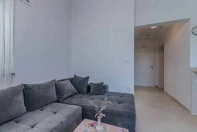 Ferienwohnung mit Klimaanlage und Grill, umge
