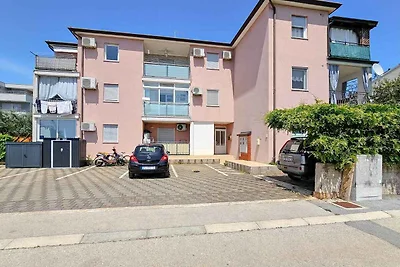 Ferienwohnung mit Balkon und Klimaanlage