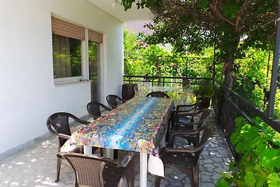 Ferienhaus mit gemütlicher Terrasse gleich in