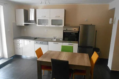 Ferienwohnung mit Terrasse und Grill