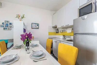 Ferienwohnung mit grossem Balkon