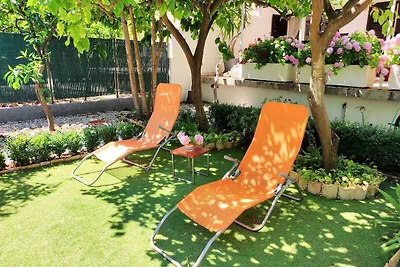 Ferienhaus mit Terrasse und Grill