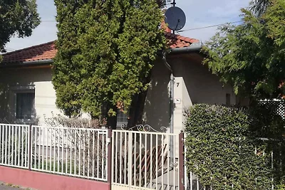 Ferienhaus mit Garten und Terrasse in