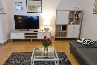 Ferienwohnung Mit Internet und Klimaanlage