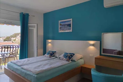 Ferienwohnung mit Meeresblick und Terrasse