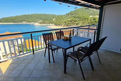 Charmantes Studio mit Meerblick in Milna auf 