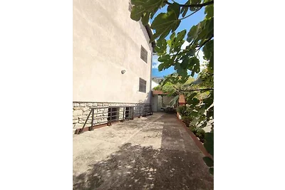 Ferienwohnung WOHNUNG DORIANA (2+1)